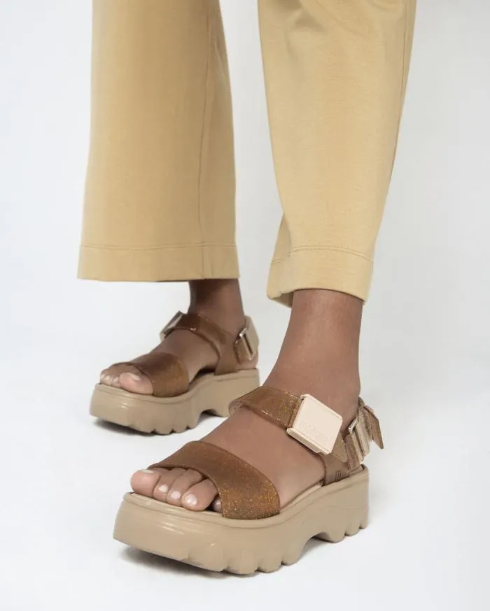 Women Kick Off Sandal Beigegold Melissa Platforms