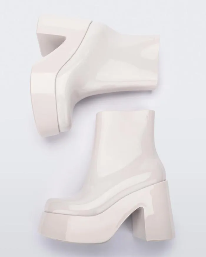 Women Nubia White Melissa Boots