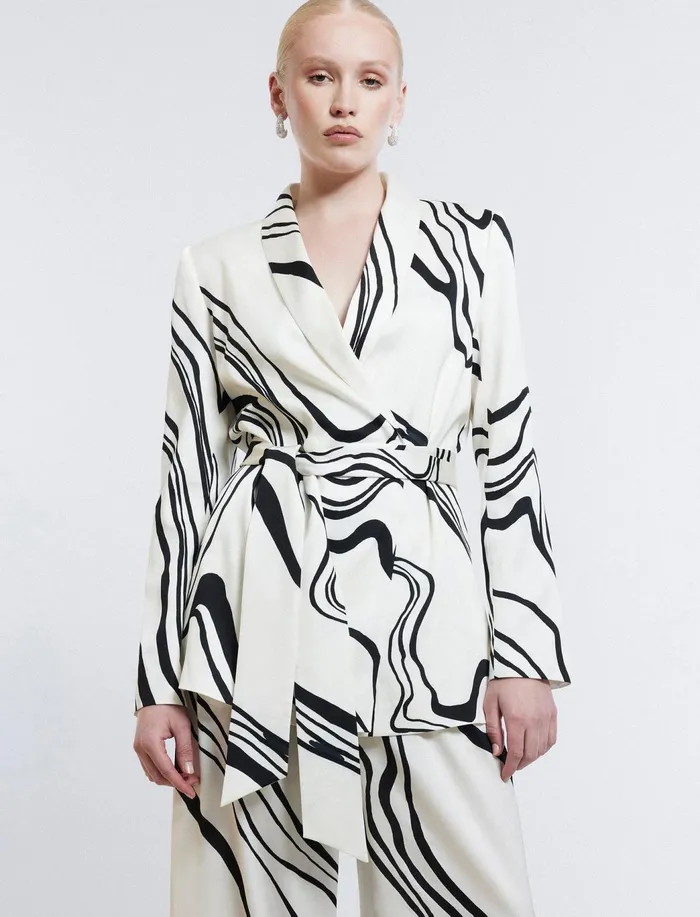 Women Outerwear BCBG Salome Belted Blazer Gardenia Combo