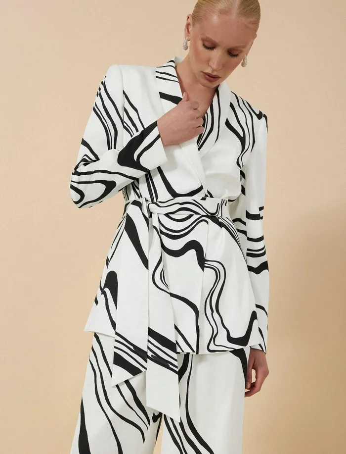 Women Outerwear BCBG Salome Belted Blazer Gardenia Combo