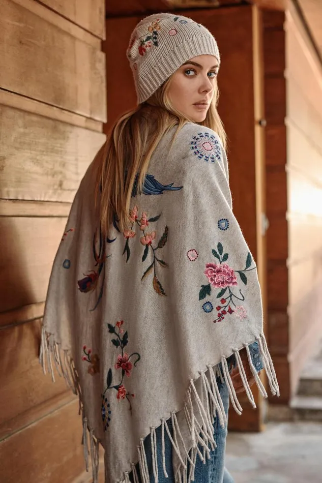 Women Outerwear Johnny Was THE FRINGE SHAWL Heather Ecru