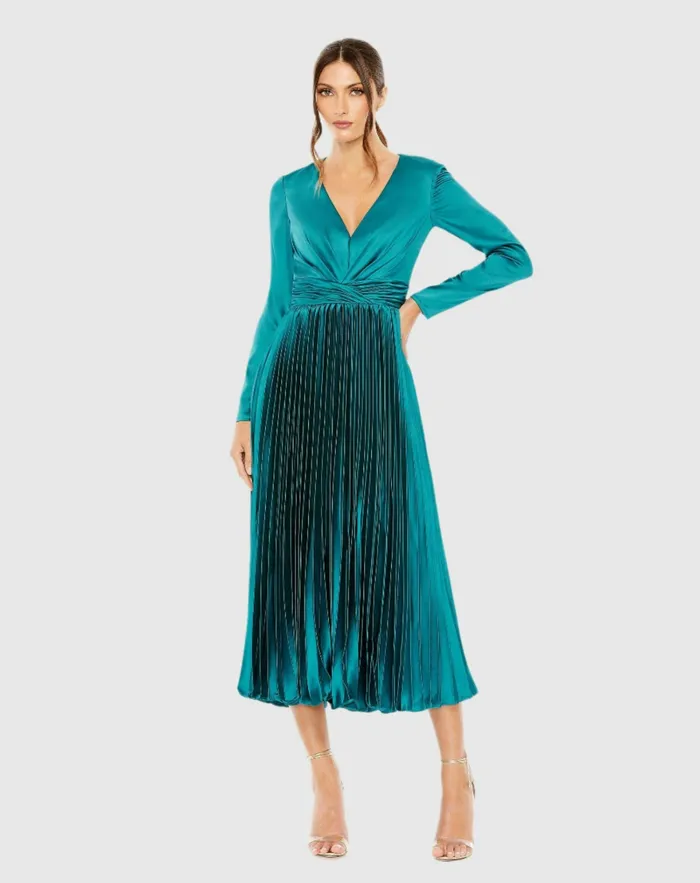 Women Pleated Long Sleeve VNeck Dress Rose Cocktail Dresses Mac Duggal