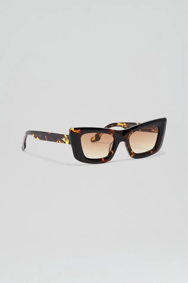 Women Scanlan Theodore Eyewear ST ANGULAR CAT SUNGLASSES Tortshell