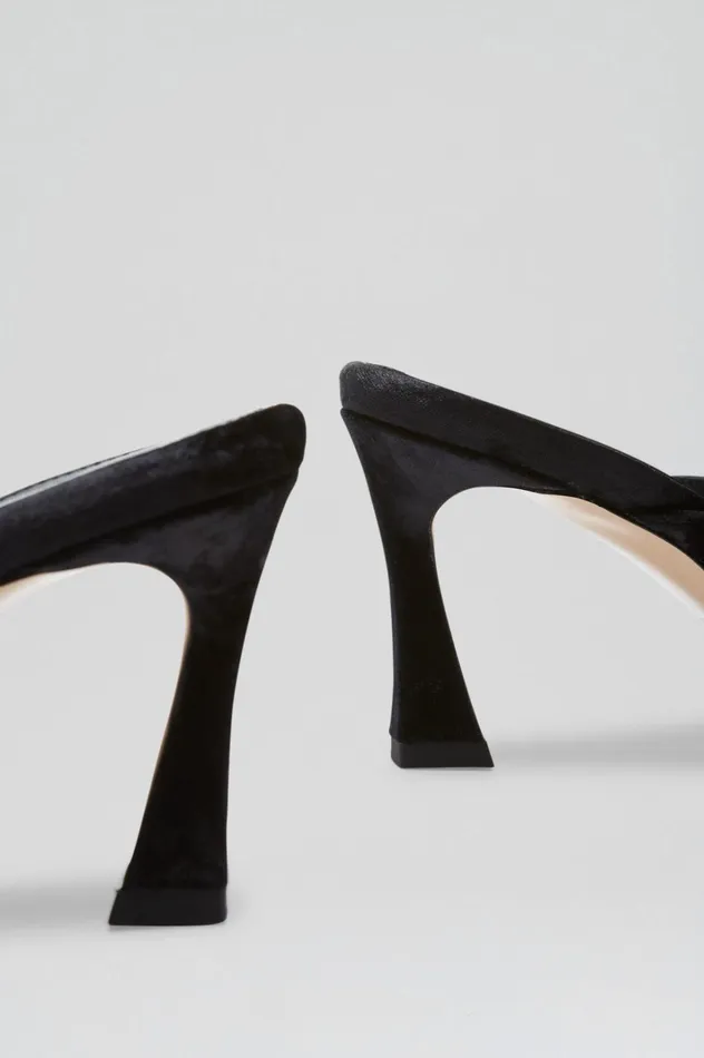 Women Scanlan Theodore Shoes VELVET MULE 75 Black Women Scanlan Theodore Shoes VELVET MULE 75 Black