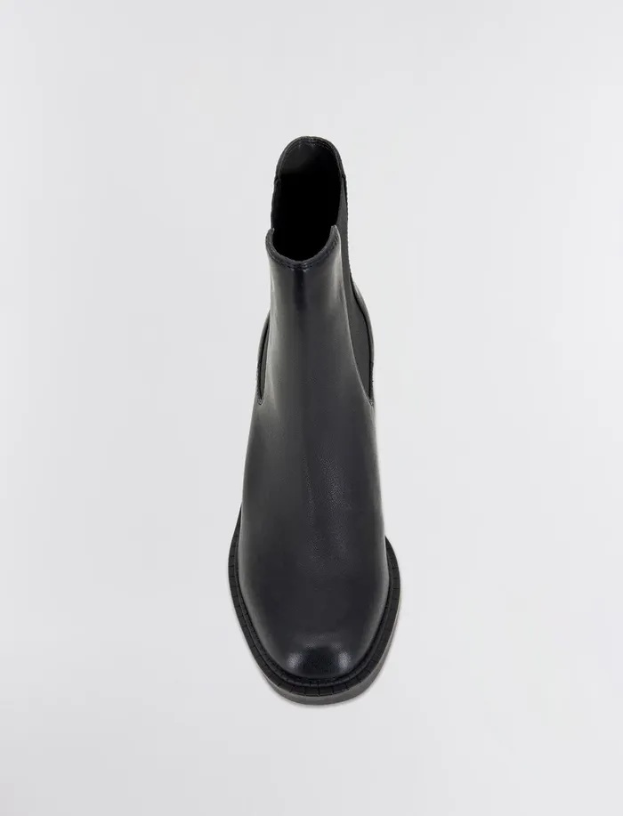 Women Shoes BCBG Black Boxxa Chelsea Boot Black