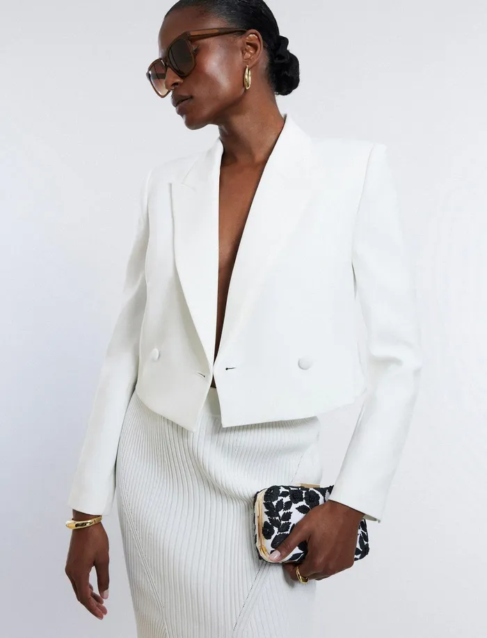 Women Suiting BCBG Cropped Blazer Gardenia
