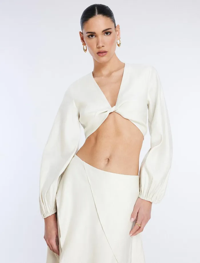 Women Tops BCBG Twist Front Crop Top Gardenia