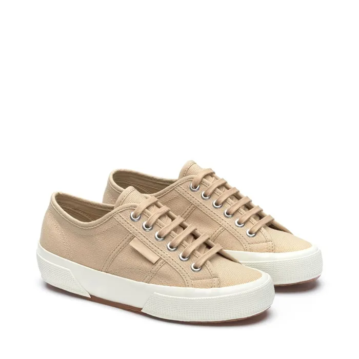 Women Unisex 2750 OG Low Cut BEIGE LTFWHTAVORIO Superga Low Cut