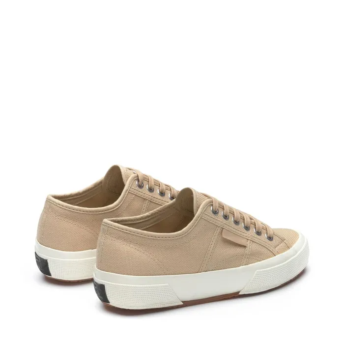 Women Unisex 2750 OG Low Cut BEIGE LTFWHTAVORIO Superga Low Cut